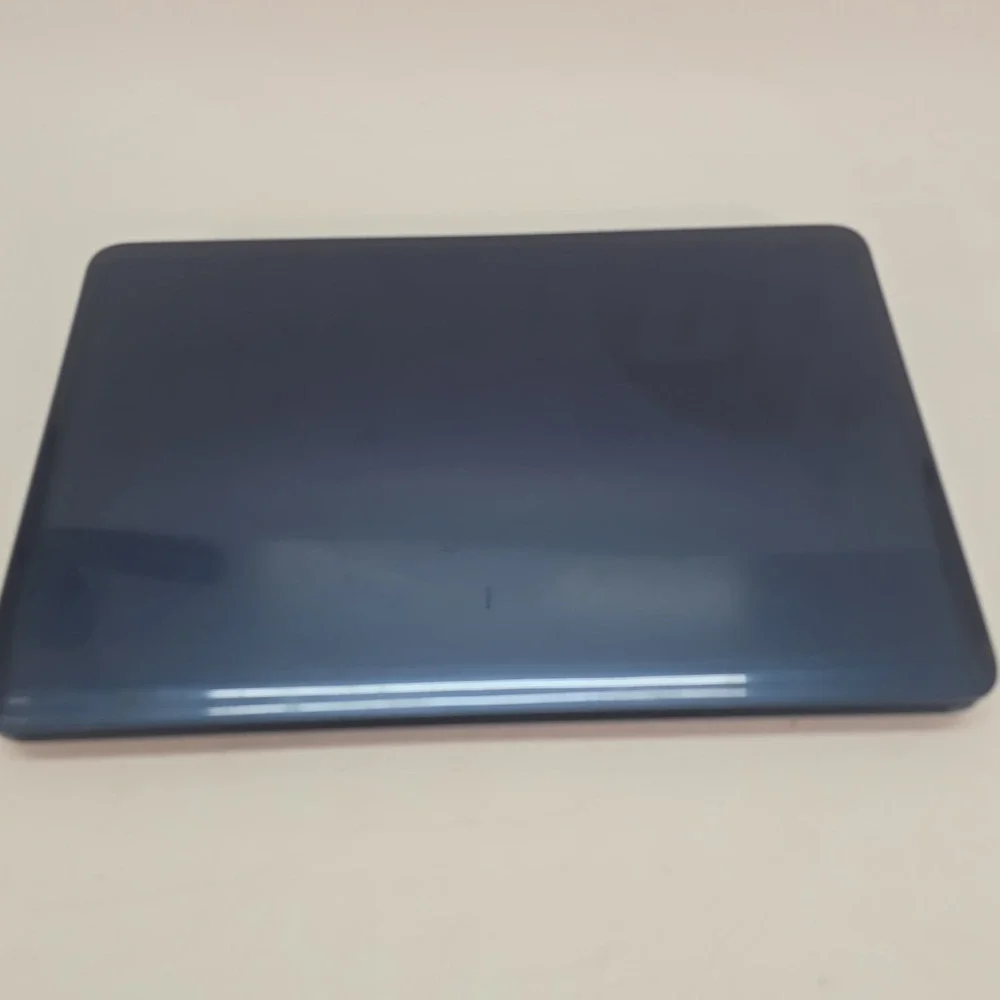 HP 2000 15.6